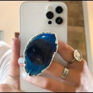 Hot Item!!! Ágate Pop Socket. 18k gold plated.